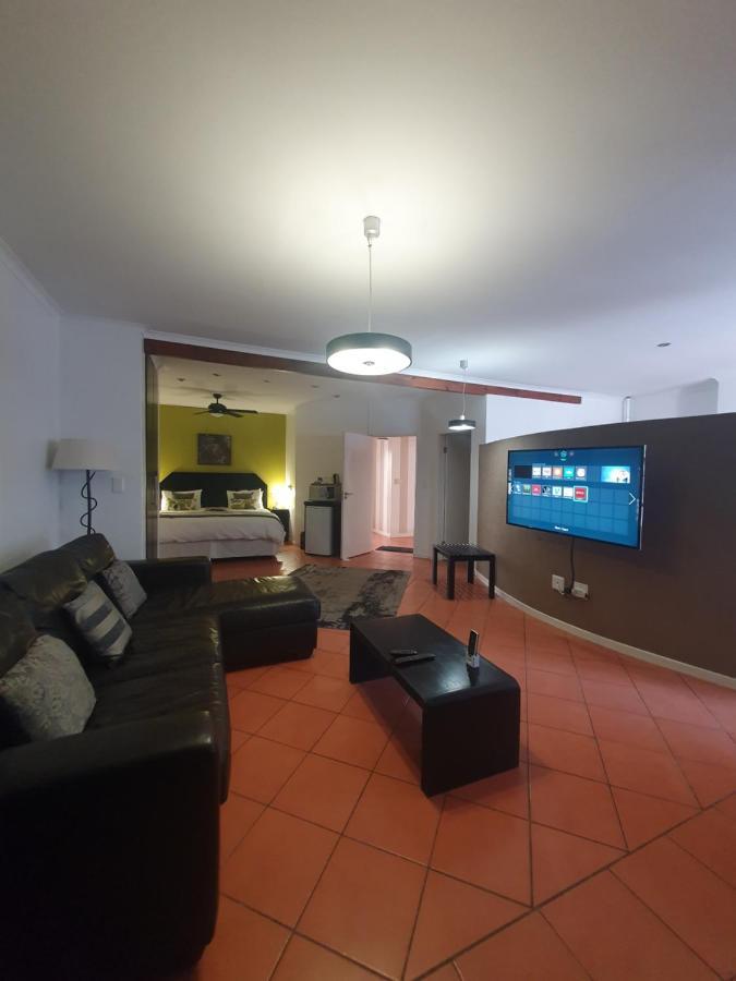 Langholm Hotel ولفس بي المظهر الخارجي الصورة